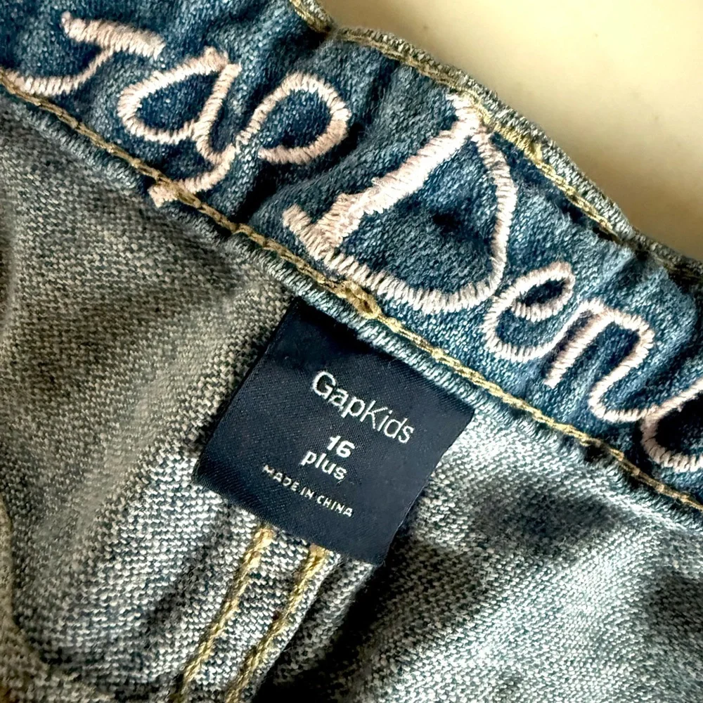 Gap Big Girls Bermuda Denim Capri Embroidered Jeans Pants Shorts Size 16 Plus